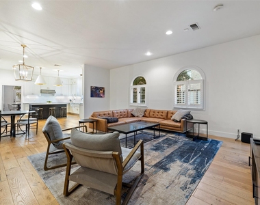 8 Glen Rock Dr - Photo Thumbnail 17