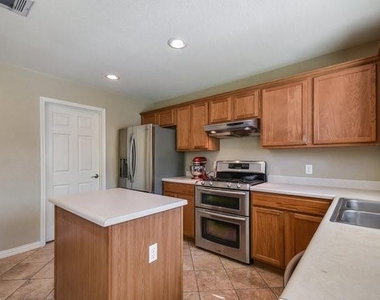 1102 Port Daniel Dr - Photo Thumbnail 13