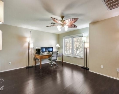 1102 Port Daniel Dr - Photo Thumbnail 18