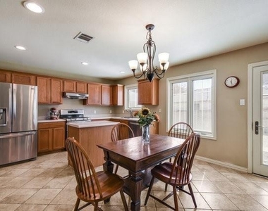 1102 Port Daniel Dr - Photo Thumbnail 11