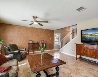 1102 Port Daniel Dr - Photo Thumbnail 9