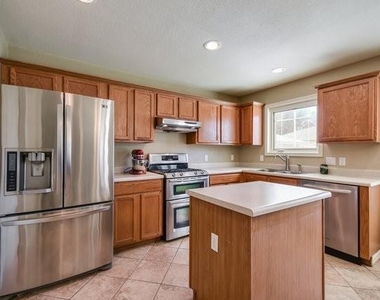 1102 Port Daniel Dr - Photo Thumbnail 12