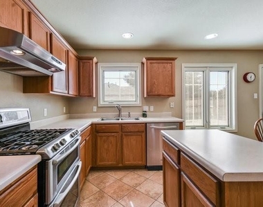 1102 Port Daniel Dr - Photo Thumbnail 15