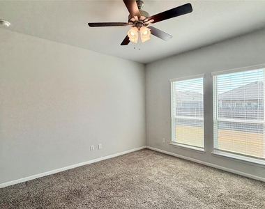 2608 Wasilla Dr - Photo Thumbnail 7