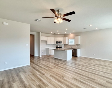 2608 Wasilla Dr - Photo Thumbnail 3