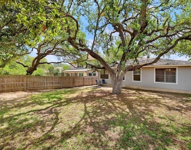 1205 Forest Oaks Path - Photo Thumbnail 28