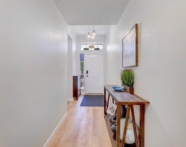1205 Forest Oaks Path - Photo Thumbnail 6