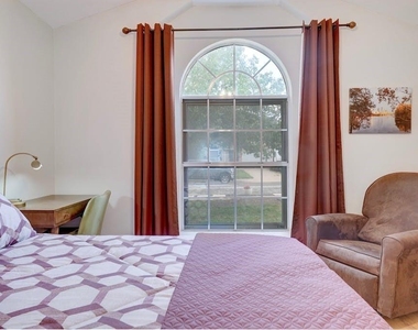 1205 Forest Oaks Path - Photo Thumbnail 21