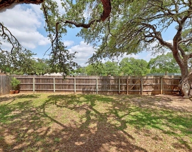 1205 Forest Oaks Path - Photo Thumbnail 26