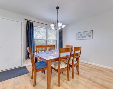 1205 Forest Oaks Path - Photo Thumbnail 12