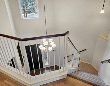 1411 Waldrop Cv - Photo Thumbnail 4