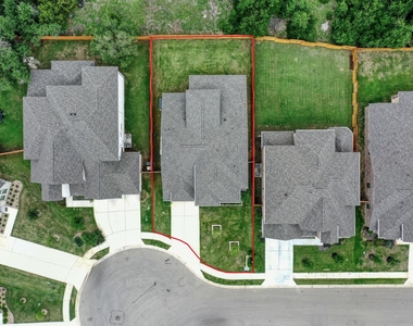 1401 Mulberry Oak Ln - Photo Thumbnail 31
