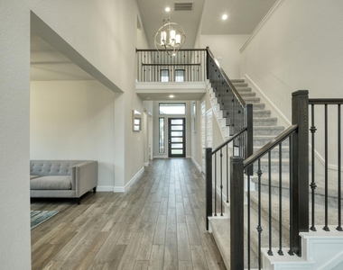 1401 Mulberry Oak Ln - Photo Thumbnail 5