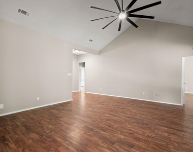 12600 Deer Falls Dr - Photo Thumbnail 7