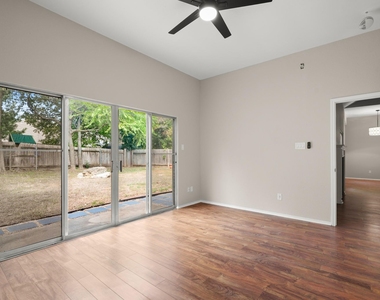 12600 Deer Falls Dr - Photo Thumbnail 8