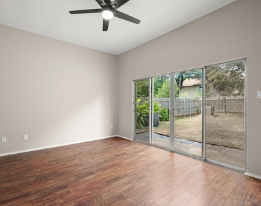 12600 Deer Falls Dr - Photo Thumbnail 9