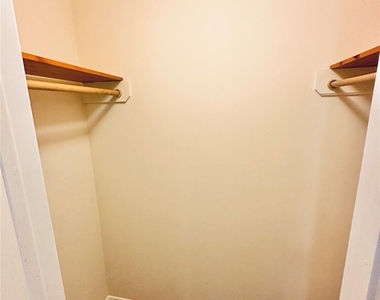 5207 Thunderbird St - Photo Thumbnail 17