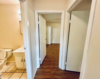 5207 Thunderbird St - Photo Thumbnail 20