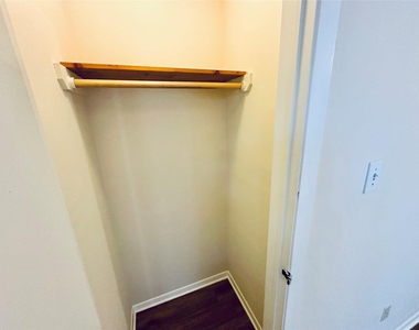 5207 Thunderbird St - Photo Thumbnail 27