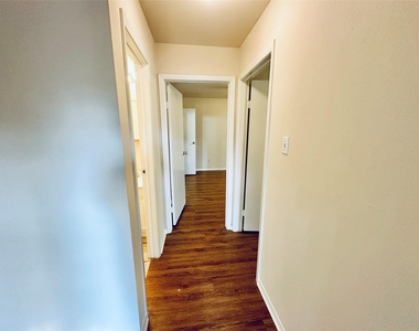 5207 Thunderbird St - Photo Thumbnail 19