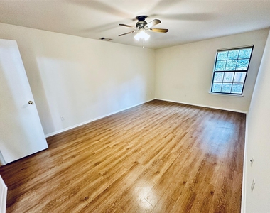 5207 Thunderbird St - Photo Thumbnail 30