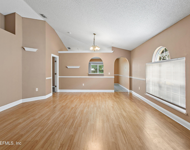 7323 Lawn Tennis Lane - Photo Thumbnail 3