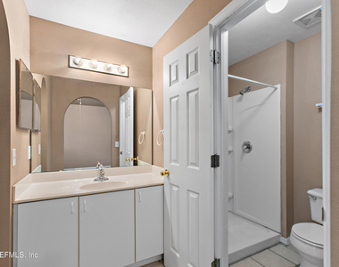 7323 Lawn Tennis Lane - Photo Thumbnail 10