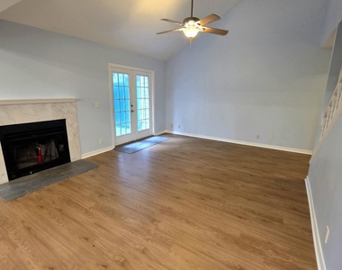 11326 Trotting Horse Lane S - Photo Thumbnail 2