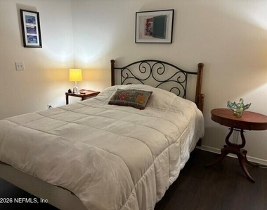 150 Veracruz Drive - Photo Thumbnail 12