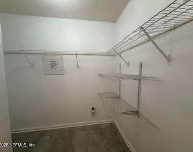 6423 Crimson Leaf Lane - Photo Thumbnail 10