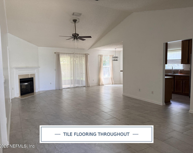 6423 Crimson Leaf Lane - Photo Thumbnail 3