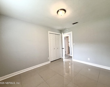 2460 Stein Street - Photo Thumbnail 16