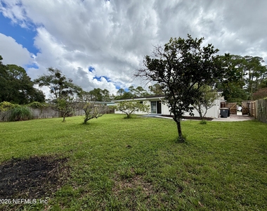 2460 Stein Street - Photo Thumbnail 4