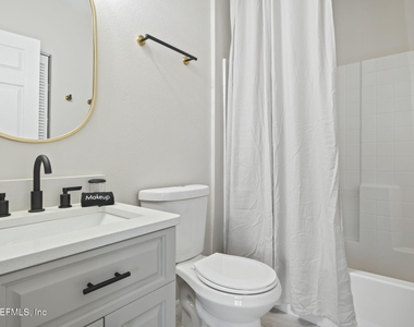 509 N Market Street - Photo Thumbnail 7