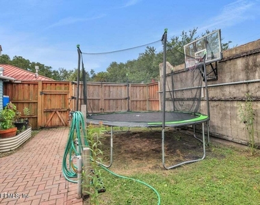 2354 Post Street - Photo Thumbnail 39