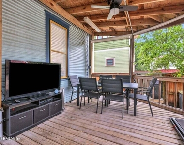 2354 Post Street - Photo Thumbnail 43
