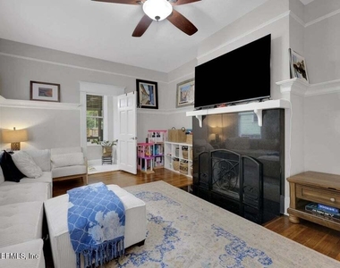 2354 Post Street - Photo Thumbnail 20