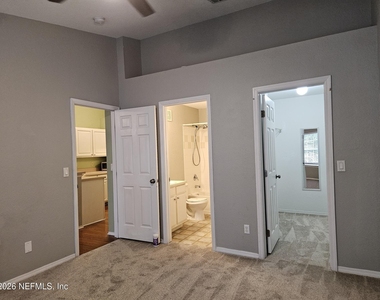 13810 Sutton Park Drive - Photo Thumbnail 12