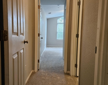 13810 Sutton Park Drive - Photo Thumbnail 4