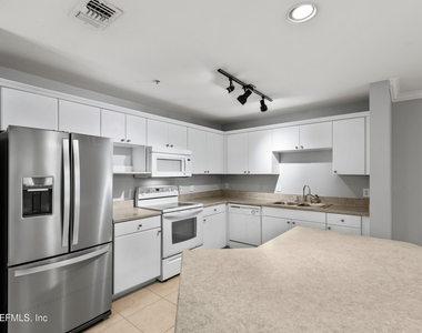 3591 Kernan Boulevard S - Photo Thumbnail 6