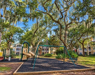 211 Colima Court - Photo Thumbnail 5