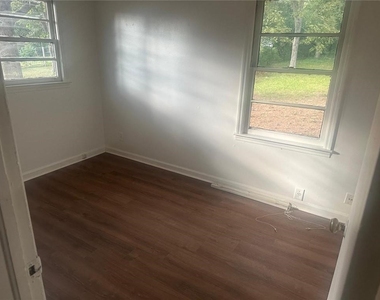 2959 Reynolds Drive - Photo Thumbnail 8