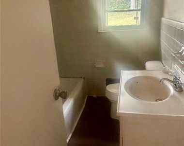 2959 Reynolds Drive - Photo Thumbnail 12