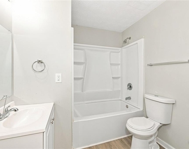 1311 Birch Court - Photo Thumbnail 12