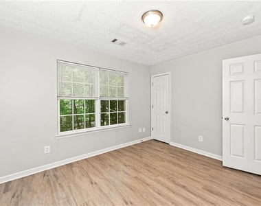 1311 Birch Court - Photo Thumbnail 8