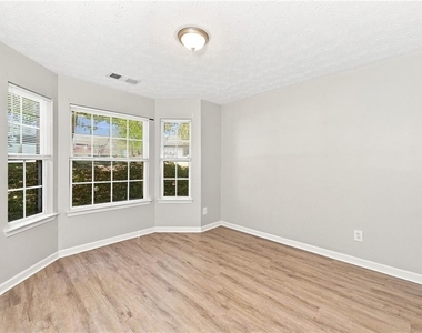 1311 Birch Court - Photo Thumbnail 9
