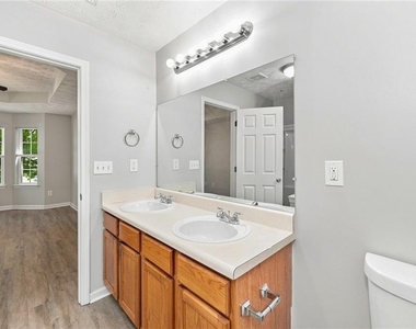 1311 Birch Court - Photo Thumbnail 10