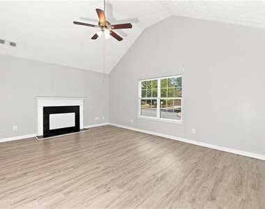 1311 Birch Court - Photo Thumbnail 4