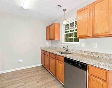 1311 Birch Court - Photo Thumbnail 2