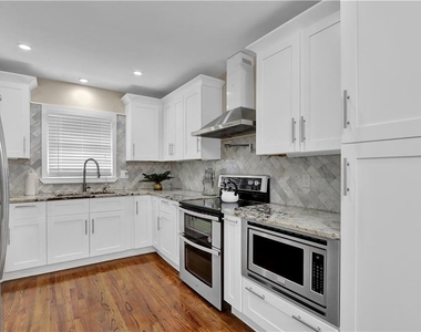 3352 Mathieson Drive Ne - Photo Thumbnail 50